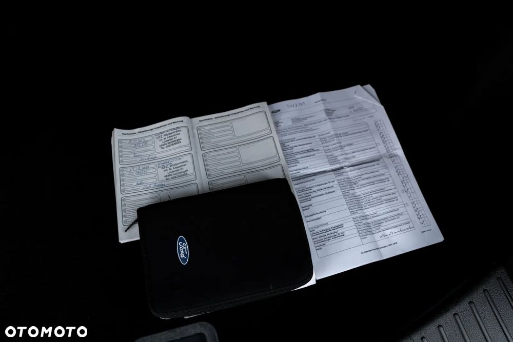 Ford Kuga 1.5 EcoBoost 2x4 Titanium - 39