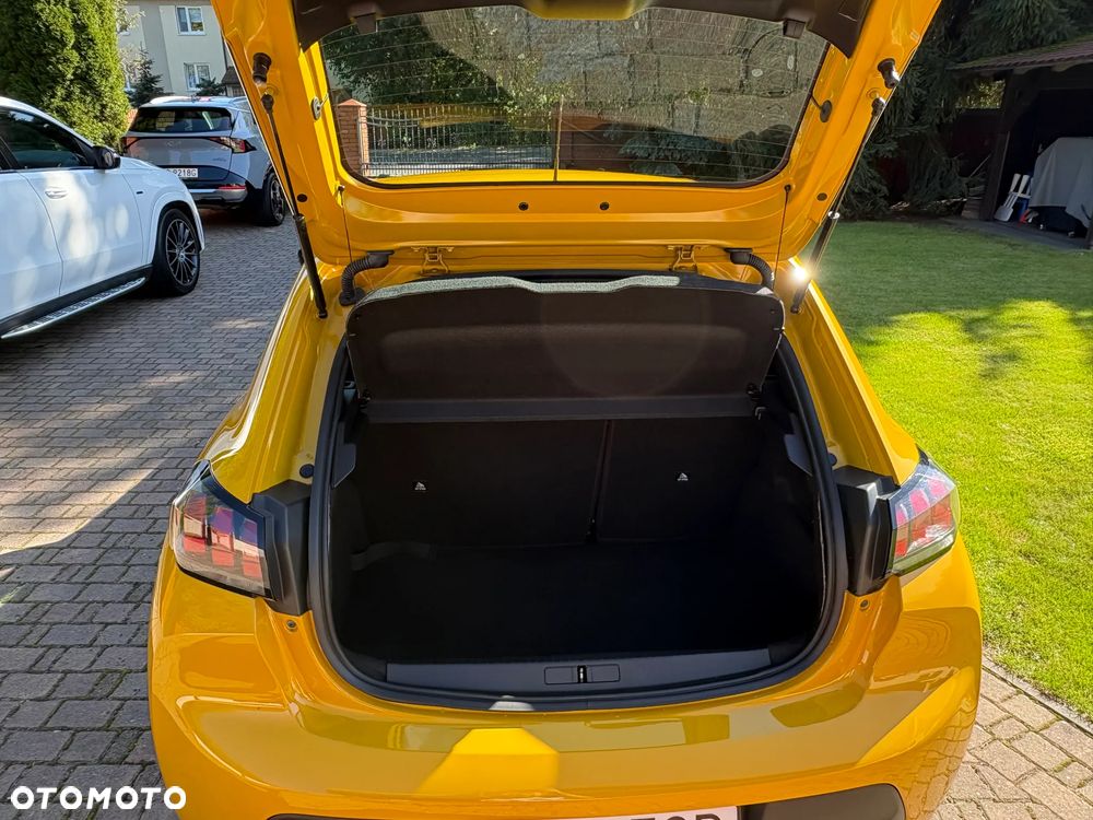 Peugeot 208 2022 photo 5