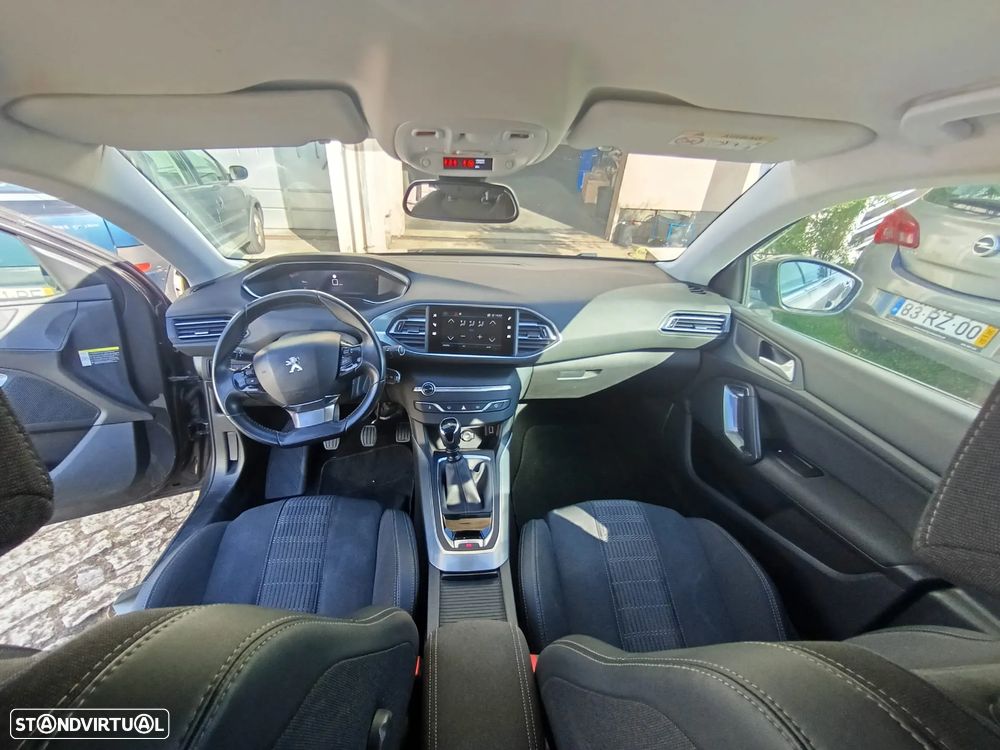 Peugeot 308 SW 1.5 BlueHDi Style - 18