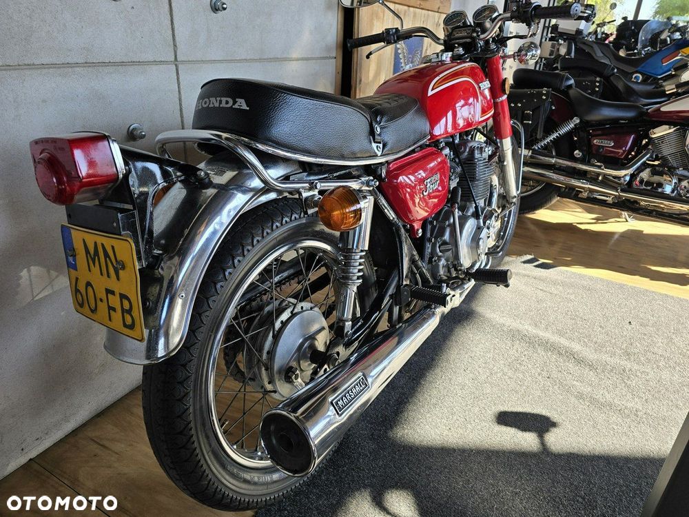 Honda CB - 15