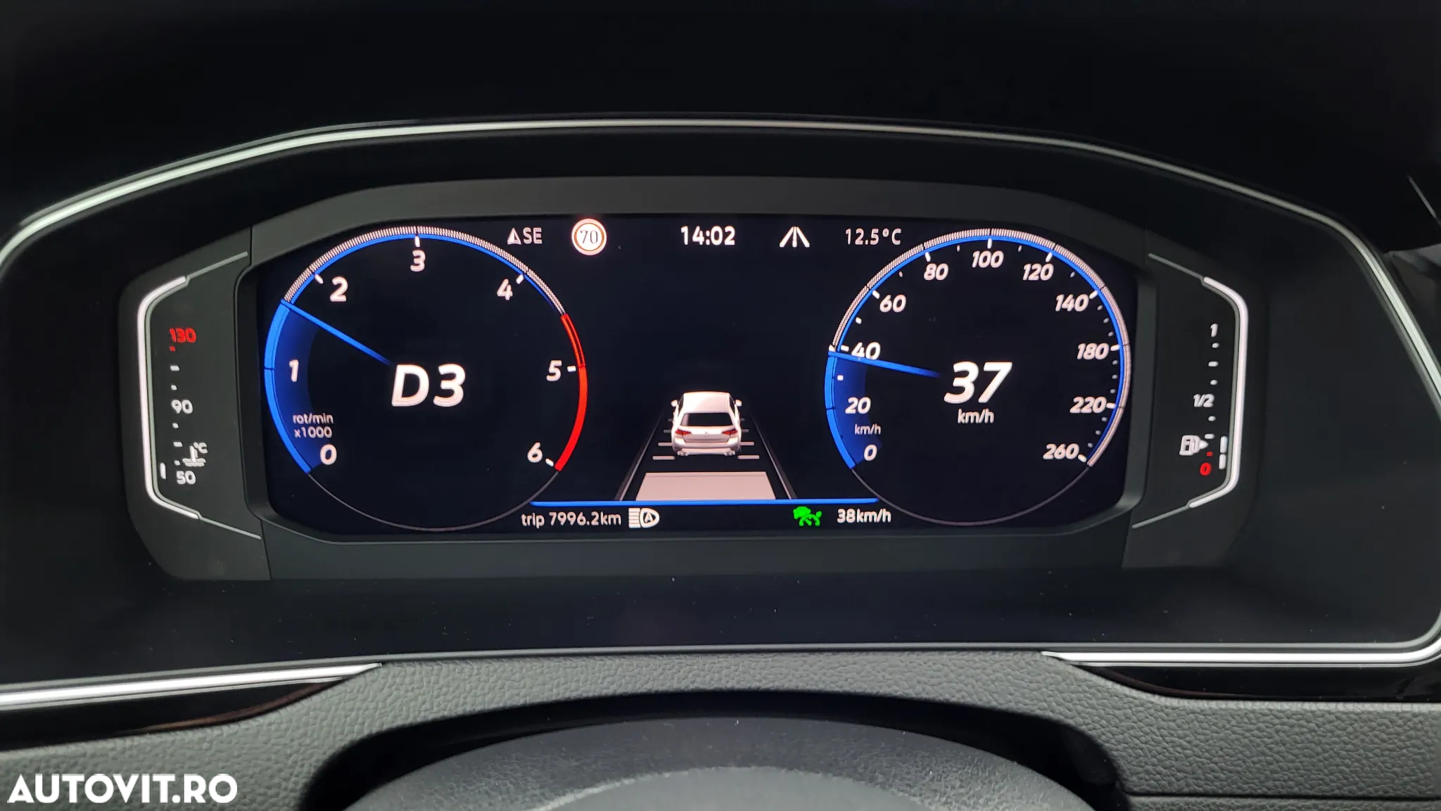 Volkswagen Passat Variant 2.0 TDI SCR DSG Comfortline - 5