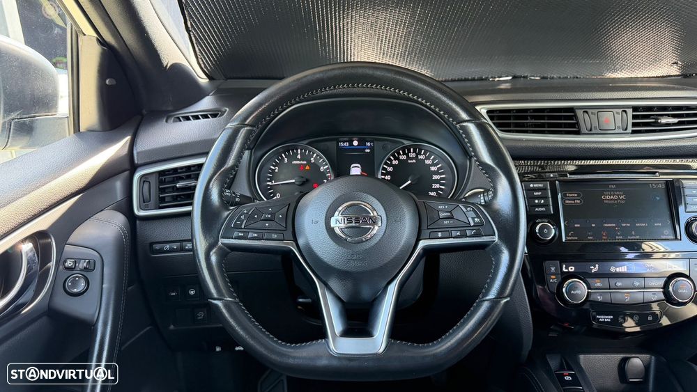 Nissan Qashqai 1.3 DIG-T N-Motion - 24