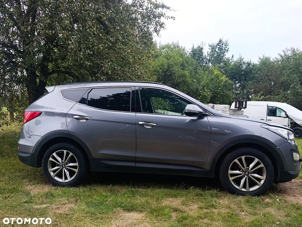 Hyundai Santa Fe 2.2 CRDi 4WD CPF Automatik Premium - 3