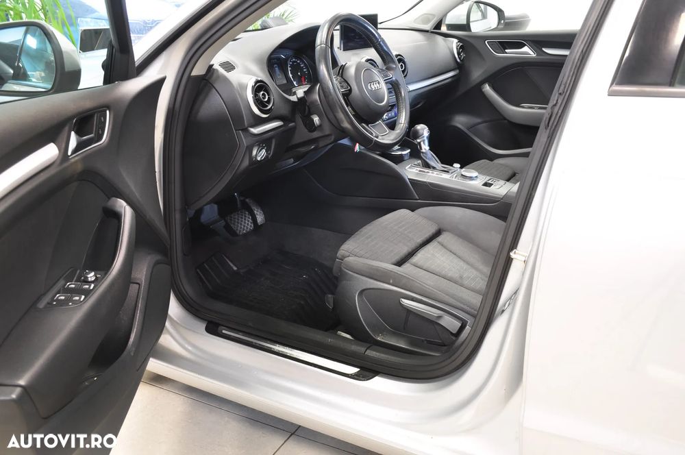 Audi A3 Sportback 1.2 TFSI Stronic Ambition - 9