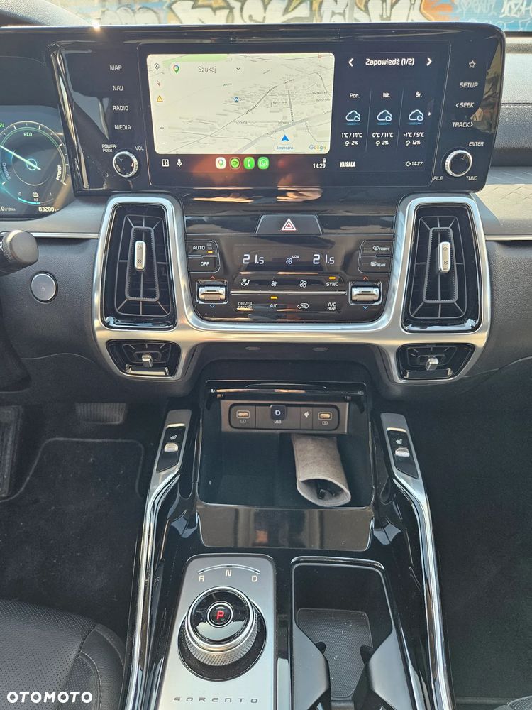 Kia Sorento 1.6 T-GDI HEV XL 7os - 15
