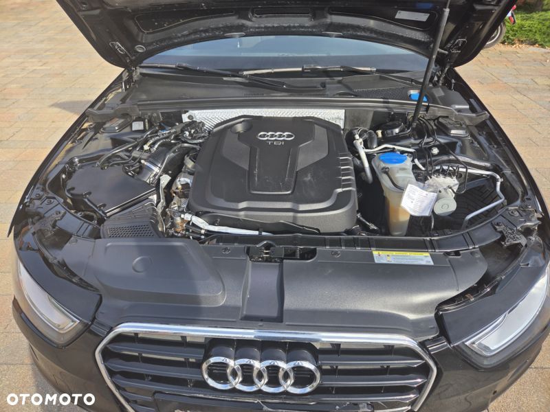 Audi A4 Limousine 2.0 TDI DPF S line Sportpaket - 19