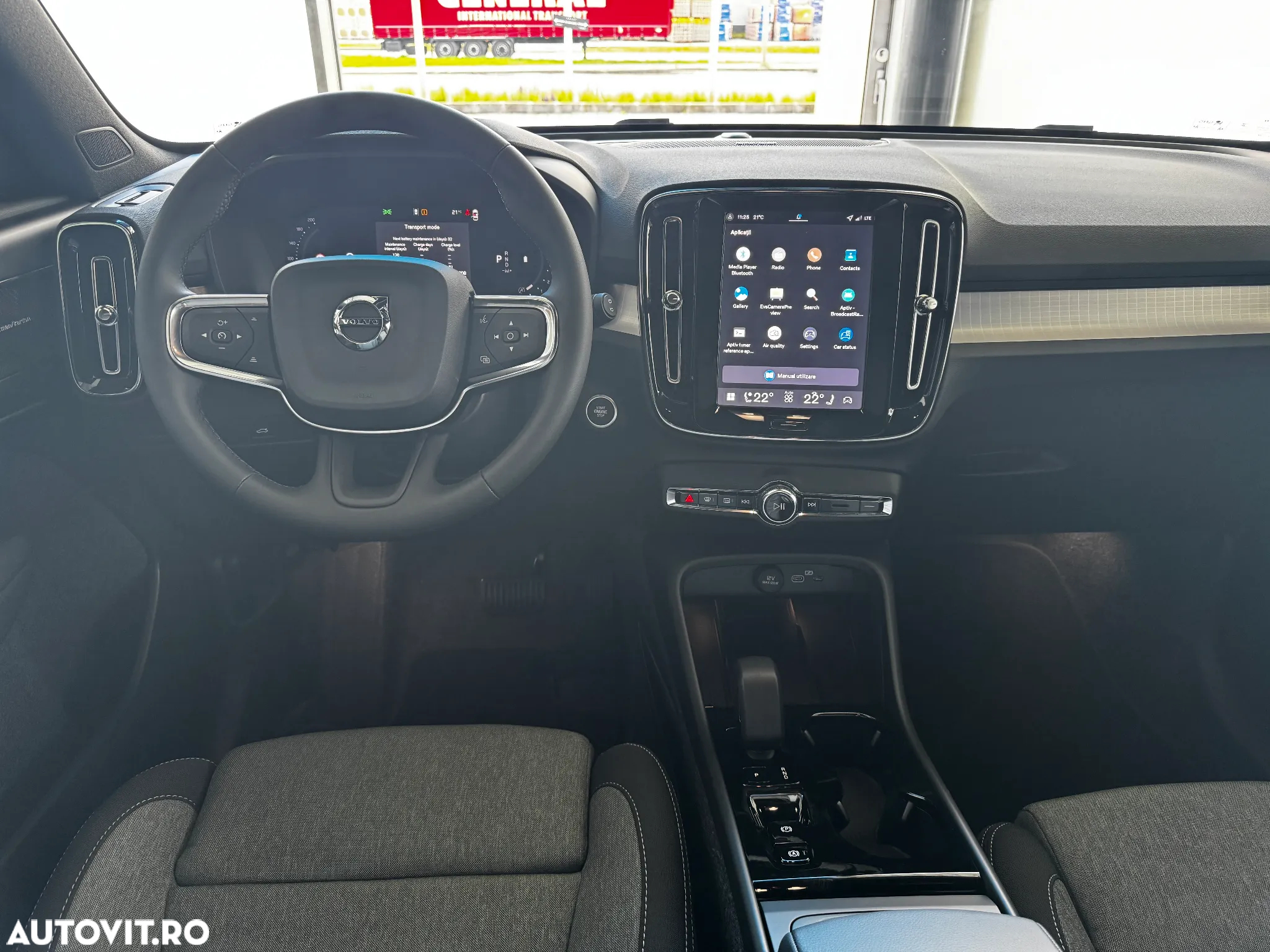 Volvo XC 40 B3 AT FWD MHEV Plus Dark - 10