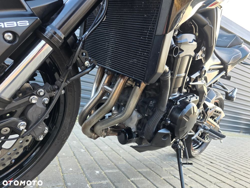 Kawasaki Z 900 - 15