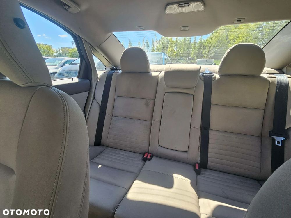 Volvo S40 1.8 - 13
