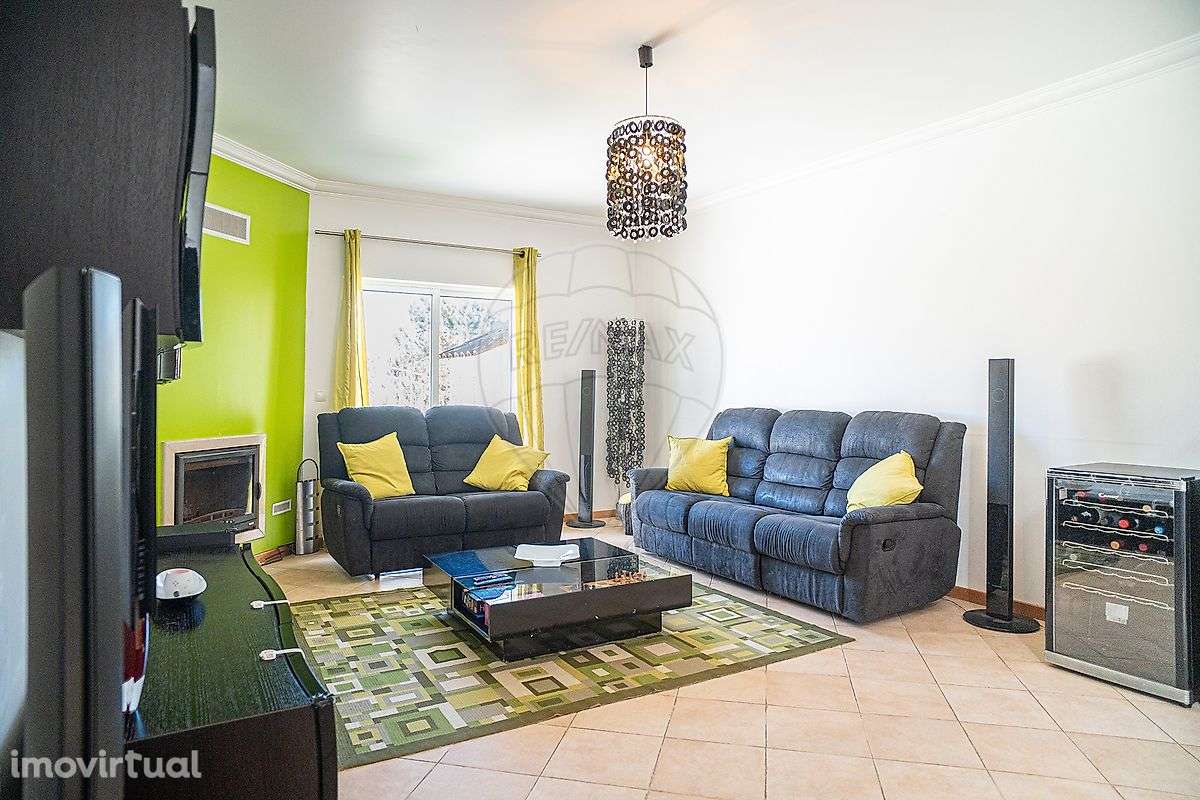 Moradia T2 para venda - Grande imagem: 3/48