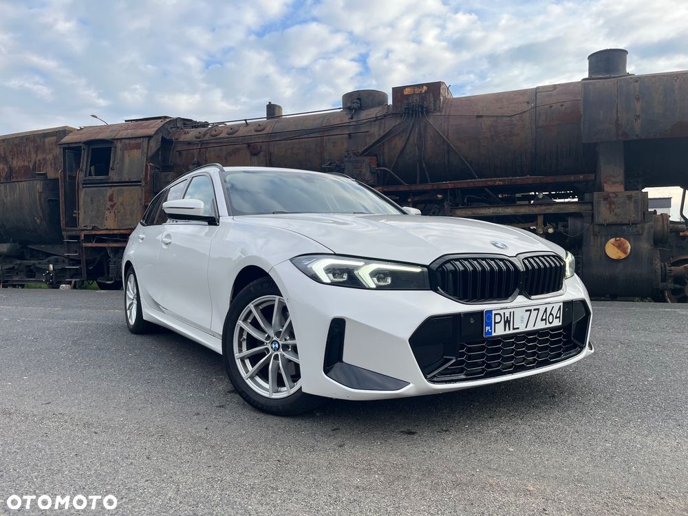 BMW Seria 3 2022 photo 3