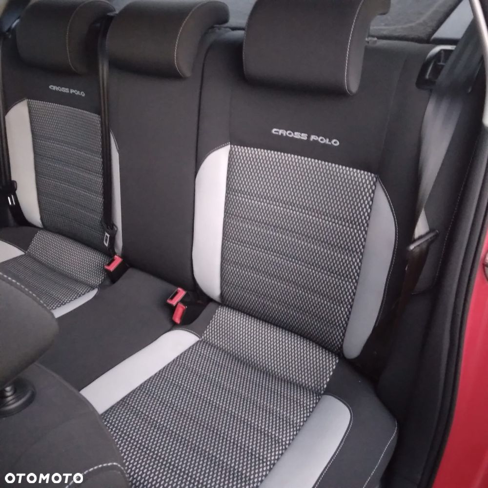 Volkswagen Polo 1.6 TDI DSG Comfortline - 9