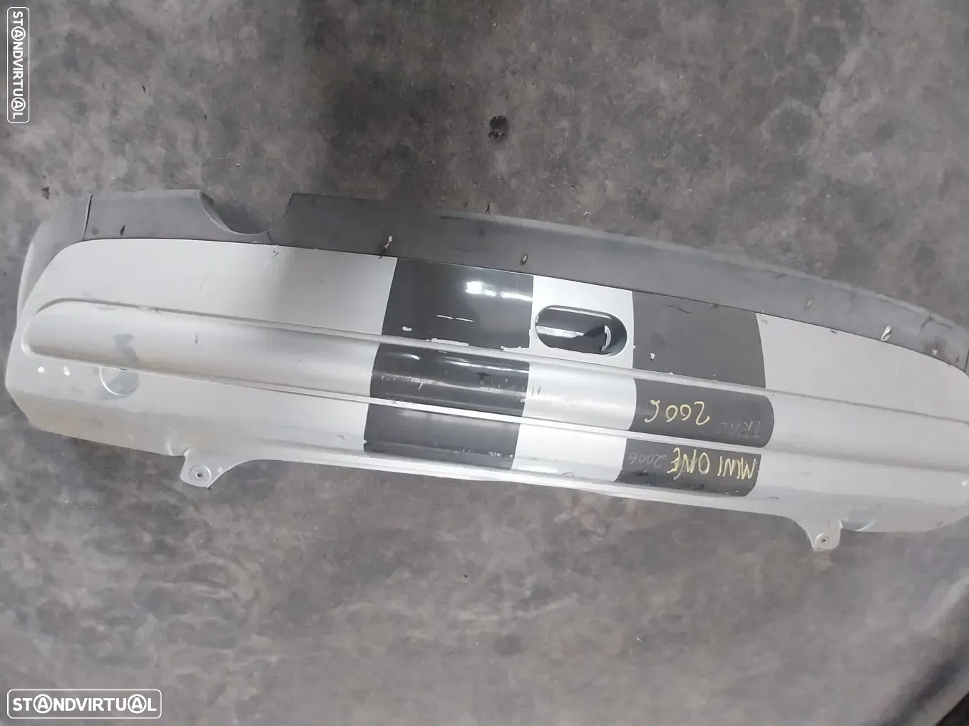 Para-choques trás Mini ano 2001 - 3
