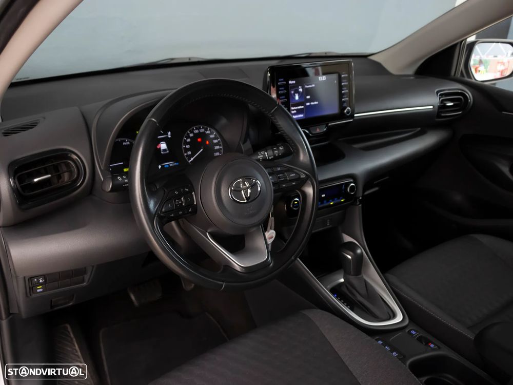 Toyota Yaris 1.5 HDF Comfort Plus - 16