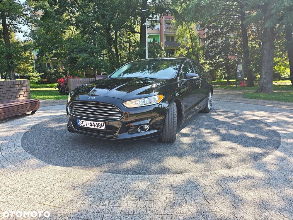 Ford Fusion - 2