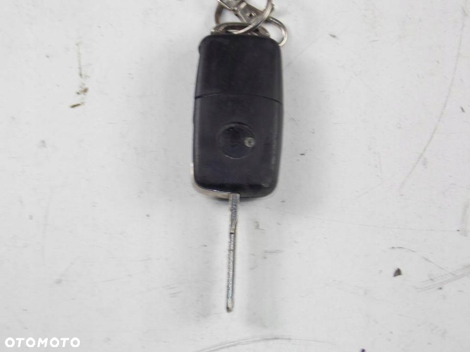 kluczyk pilot octavia iii leon iii 5p0959753c - 2
