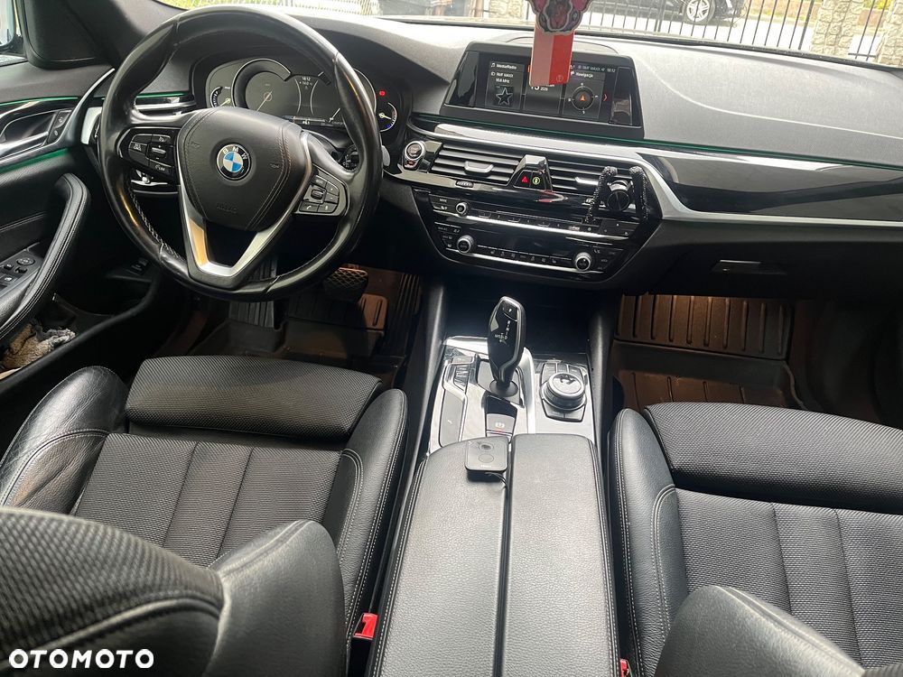 BMW Seria 5 520d Sport Line sport - 18