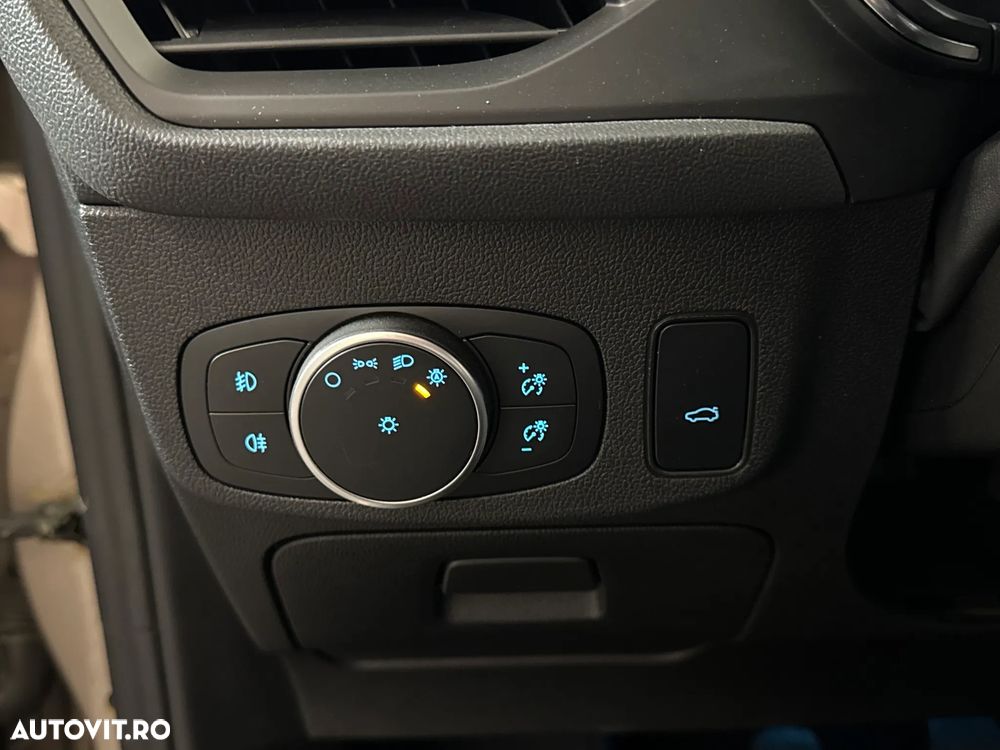 FORD Focus 2018 — imagine 14