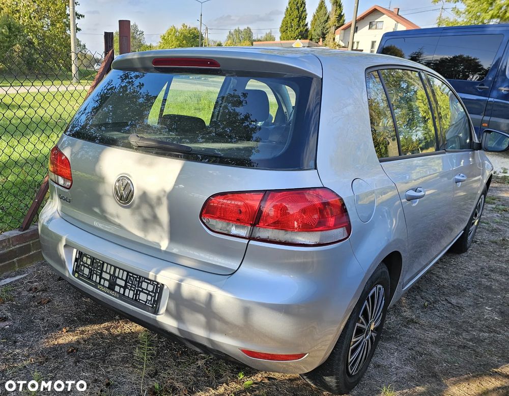 Volkswagen Golf 1.4 FSI Comfortline - 2