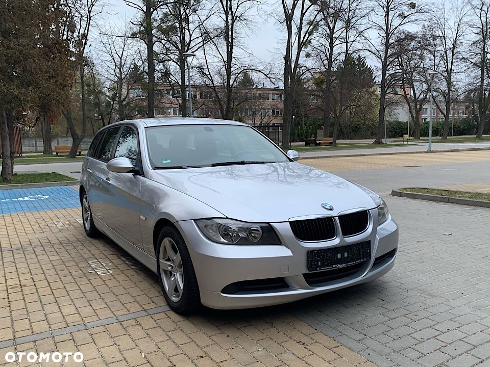 BMW Seria 3 - 28