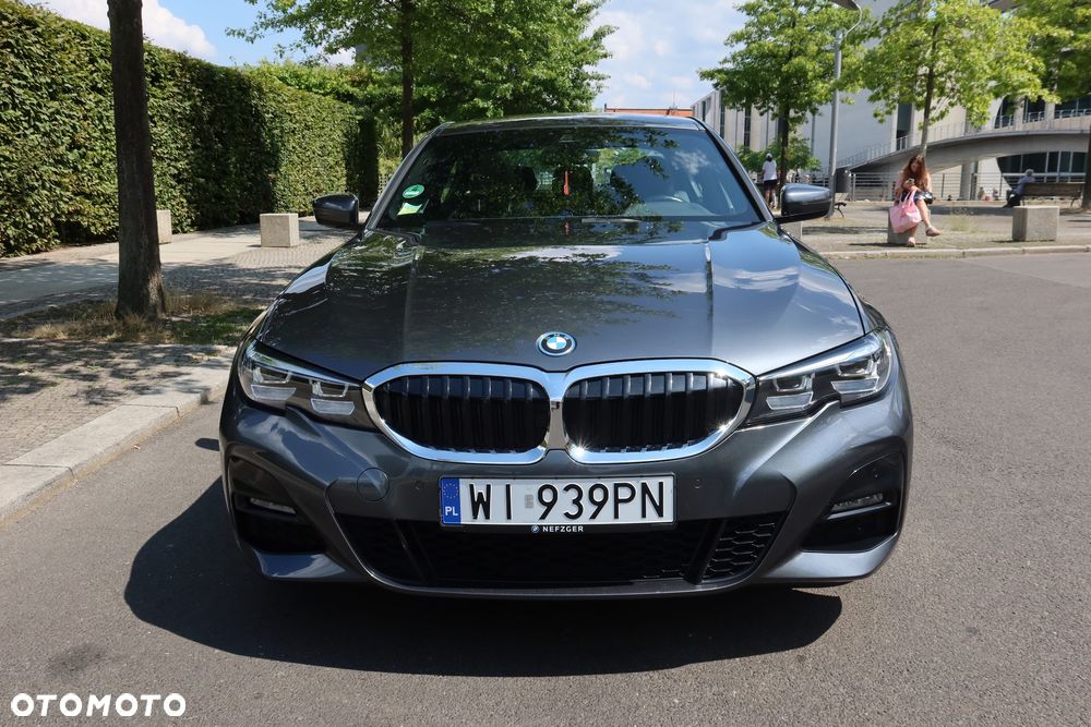 BMW Seria 3 320e M Sport sport - 9