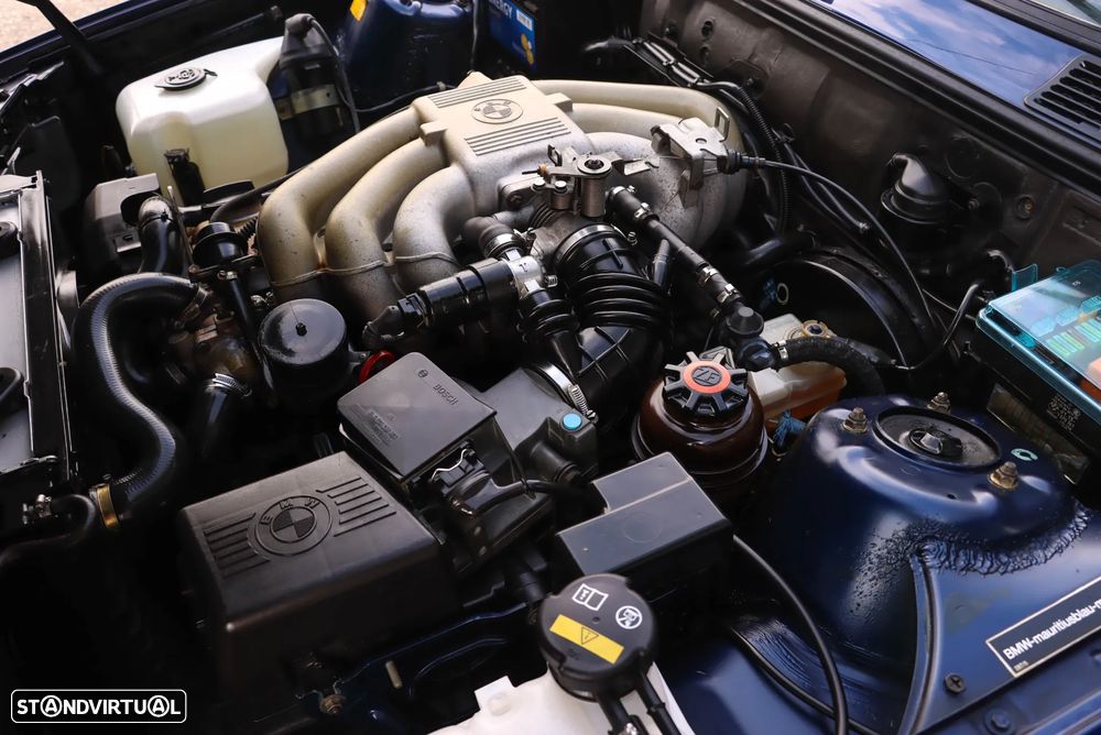 BMW 320 i Cabriolet - 54