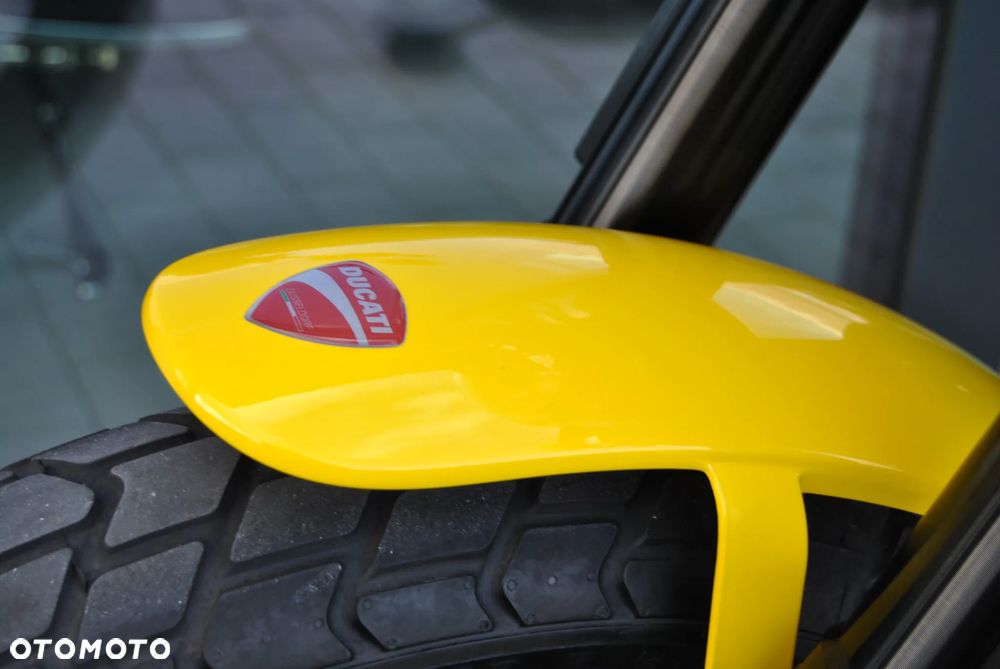 Ducati Scrambler - 36