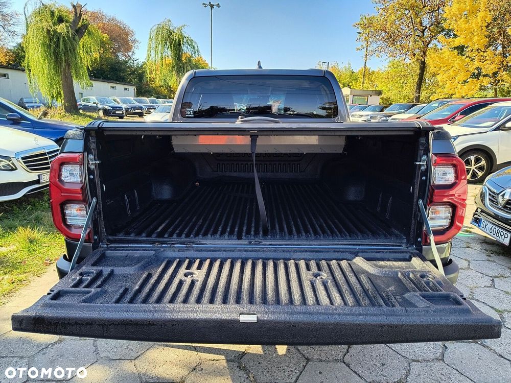 Toyota Hilux - 17