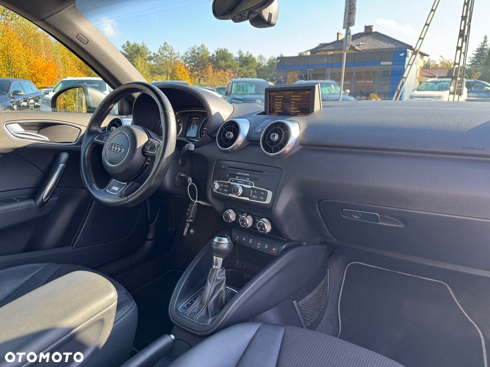 Audi A1 3-drzwiowe 1.4 TFSI S tronic S line edition m S line Sportpaket - 16