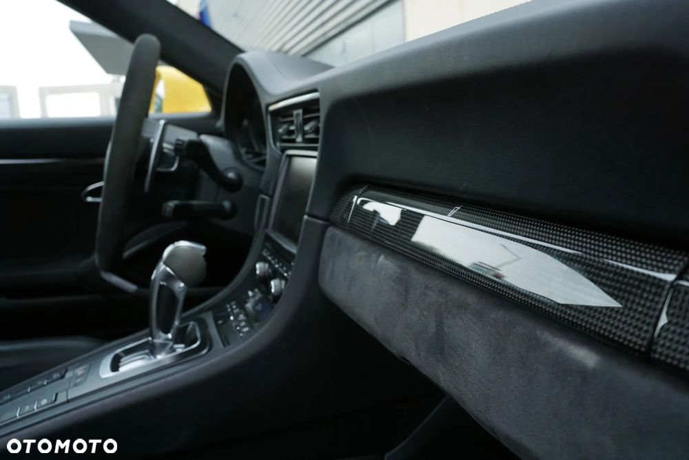 Porsche 911 GT3 - 25