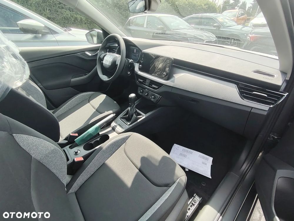 Skoda Kamiq 1.0 TSI Essence - 8