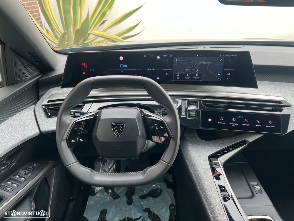 Peugeot 3008 1.2 Hybrid Allure e-DCS6 - 8