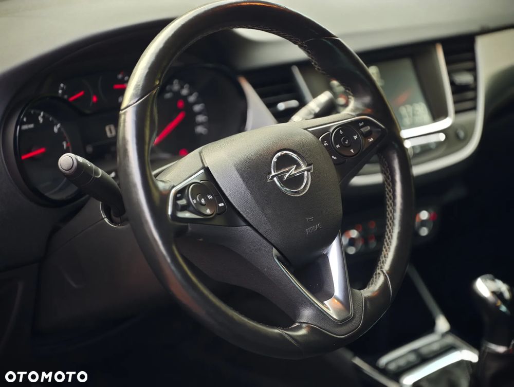 Opel Crossland X 1.2 Start/Stop 120 Jahre - 34