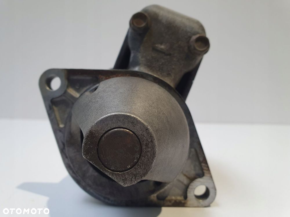 ROZRUSZNIK Opel Astra III H 1.8 16V 55556130 HITACHI - 4