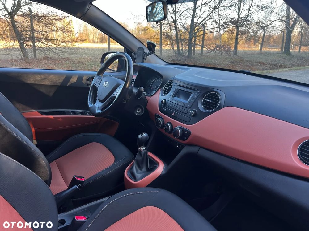 Hyundai i10 1.0 Premium - 13