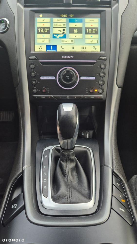 Ford Mondeo - 18