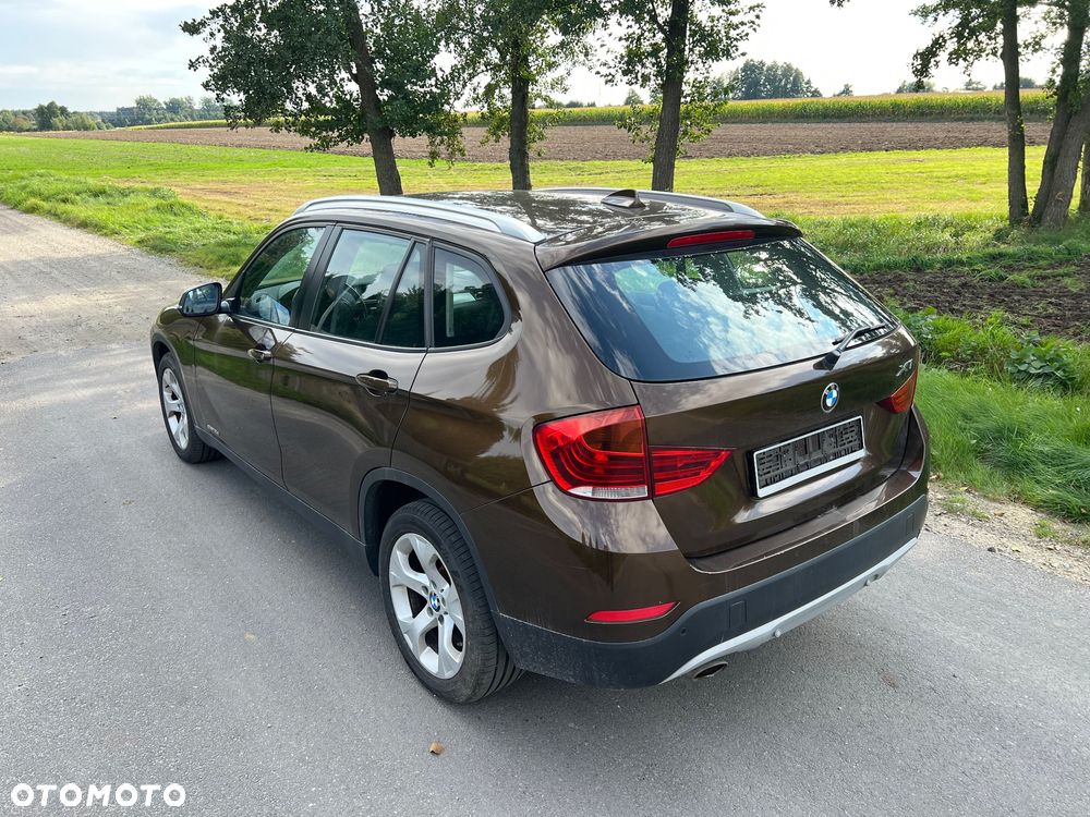 BMW X1 sDrive18d xLine - 12