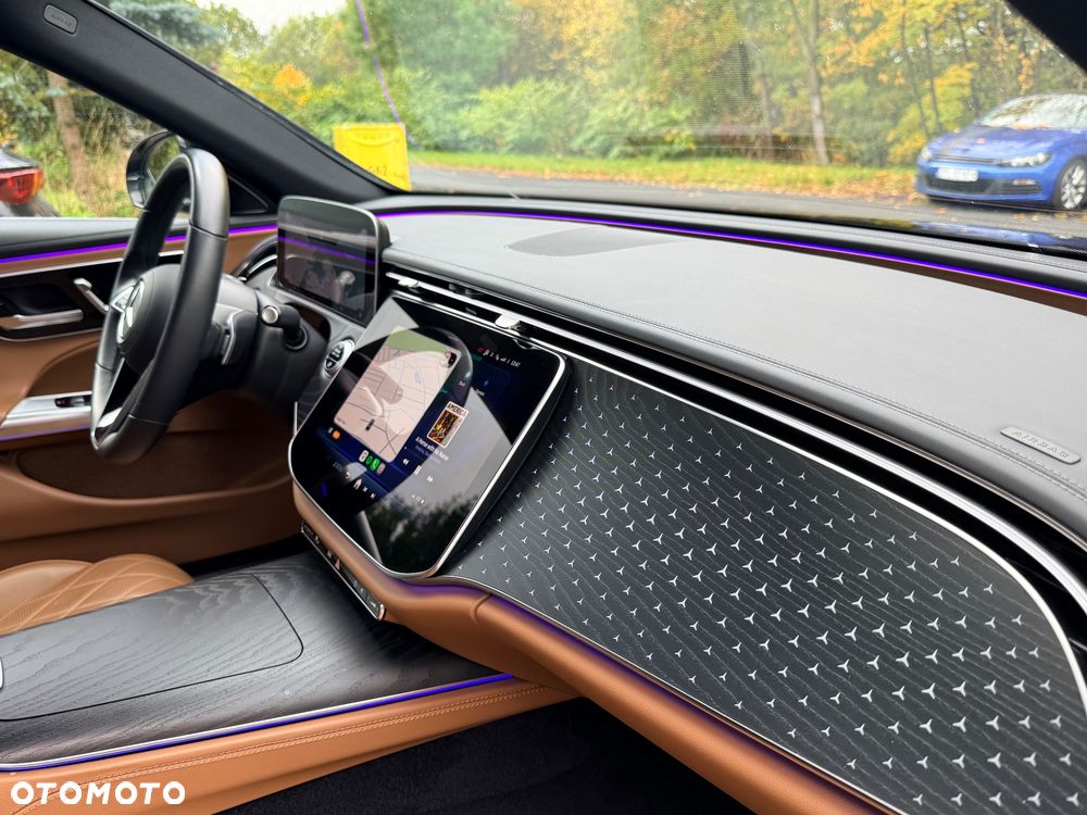 Mercedes-Benz Klasa E 220 d mHEV Exclusive 9G-Tronic - 34