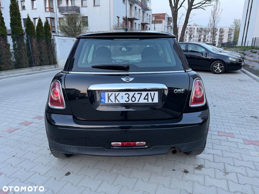 MINI ONE - 5