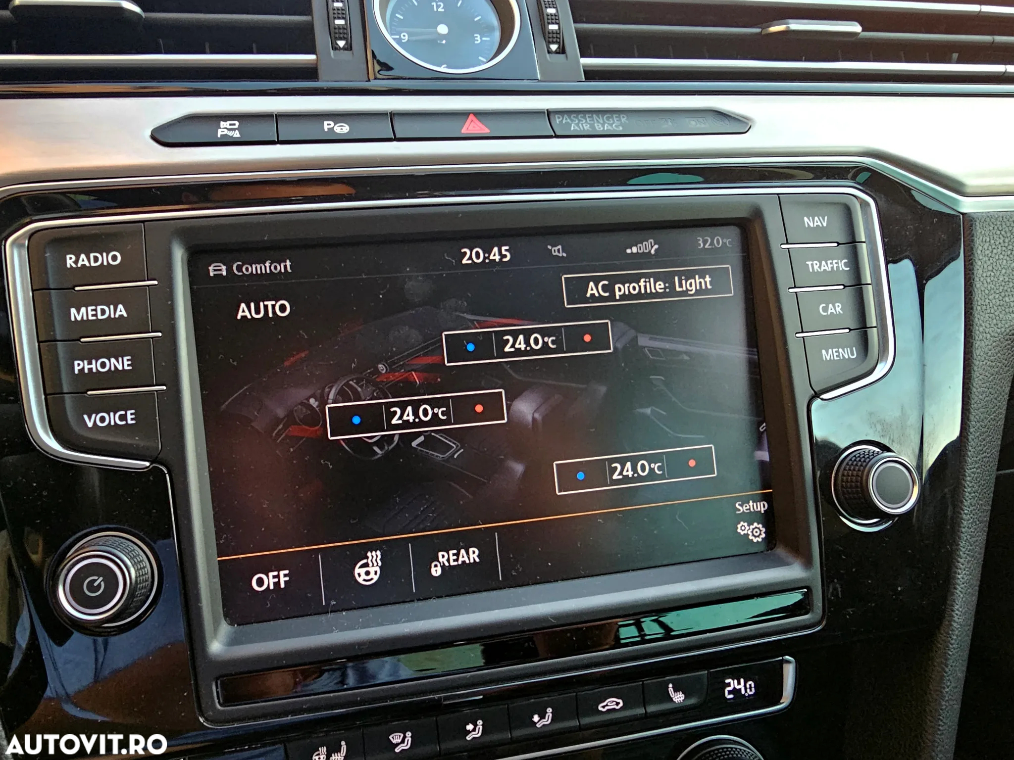 Volkswagen Passat - 24
