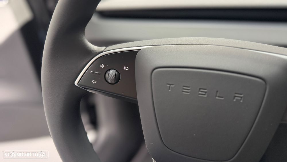 Tesla Model 3 Long Range Tração Integral Premium - 37