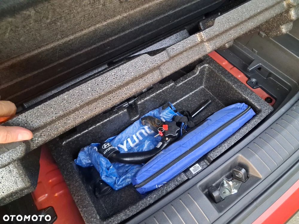 Hyundai Kona 1.6 T-GDI DCT Trend - 24