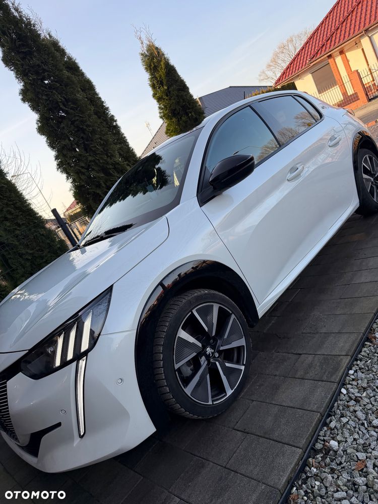 Peugeot 208 GT Line - 1