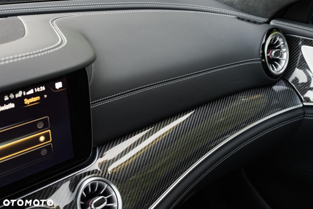 Mercedes-Benz AMG GT - 38
