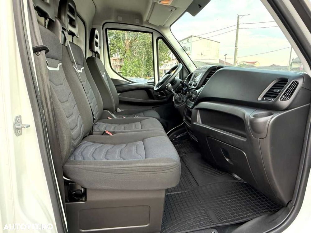 Iveco DAILY CUB CU LIFT - 14