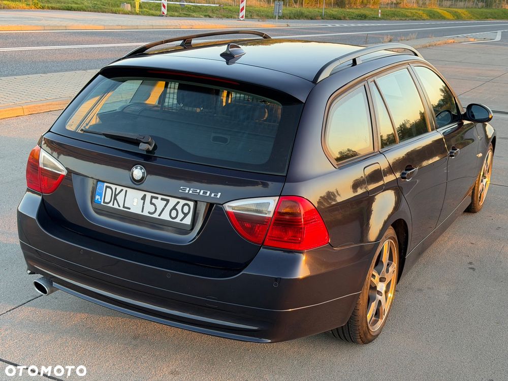 BMW Seria 3 - 2