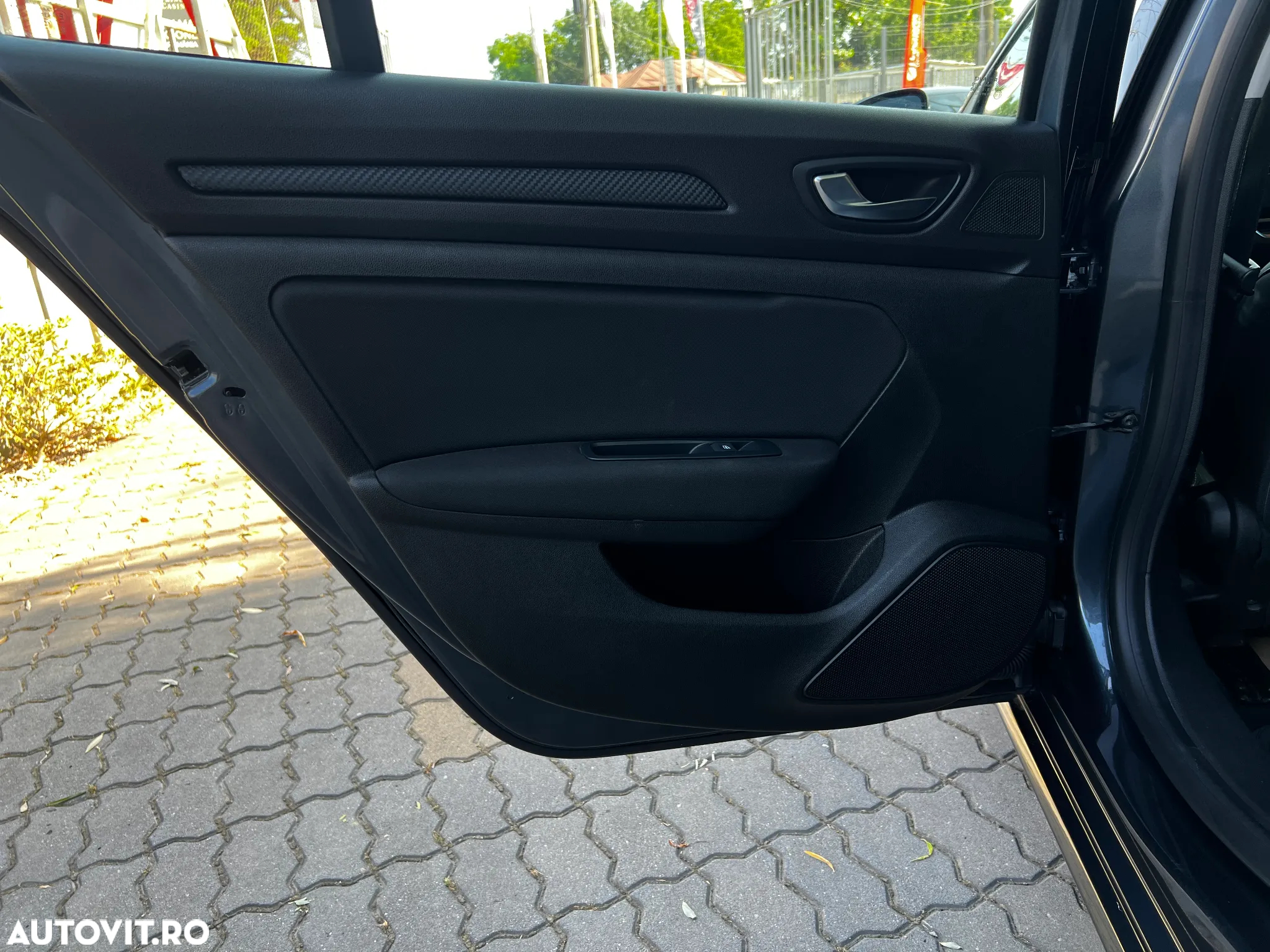 Renault Megane TCe Life - 29