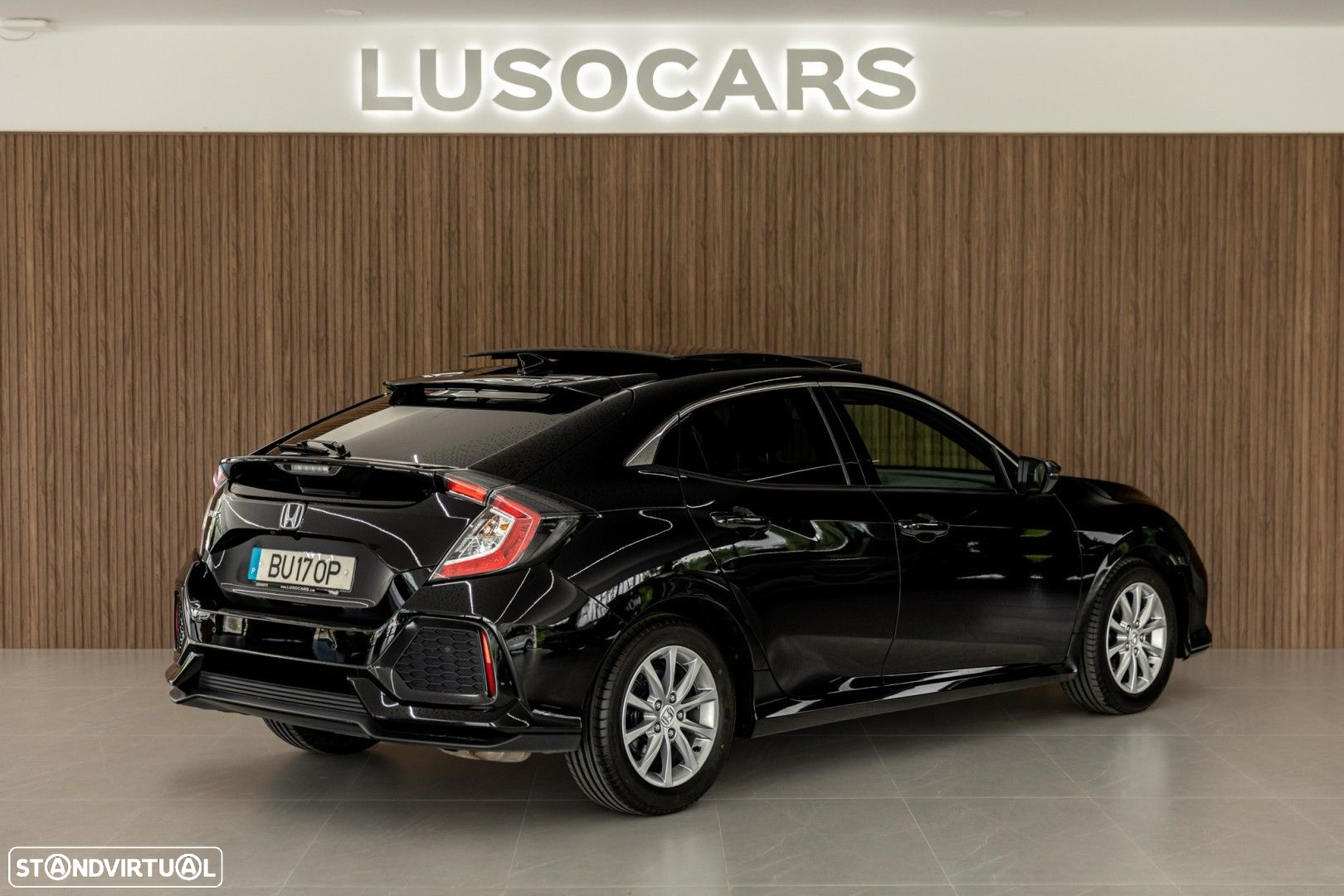 Honda Civic 1.0 i-VTEC Executive Premium - 37