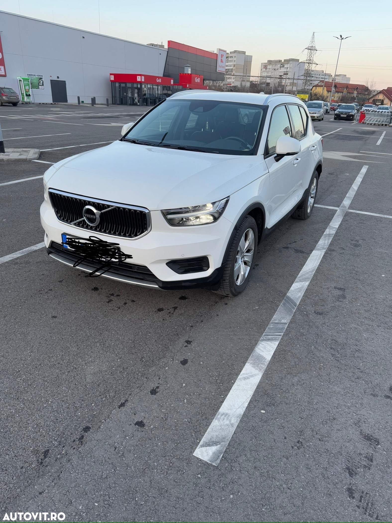 Volvo XC 40 D3 Geartronic - 10