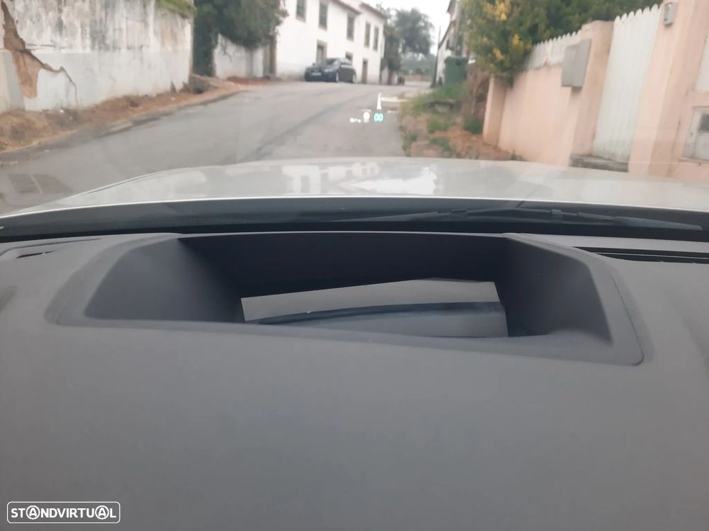 DS 4 E-Tense Performance Line EAT8 — fotografia 42